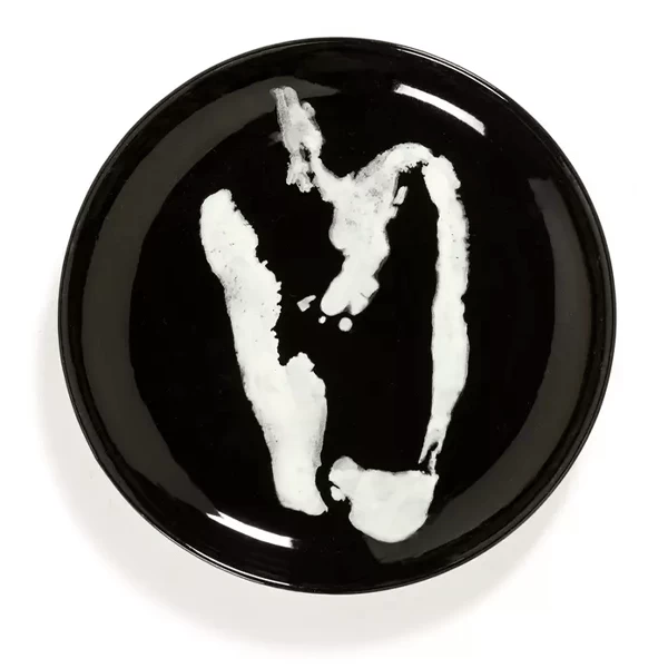 Serax Feast By Ottolenghi Bord S ø 19 Cm H 2 Cm Aardewerk Black + Pepper White 1 Serax Feast By Ottolenghi Bord S ø 19 Cm H 2 Cm Aardewerk Black + Pepper White